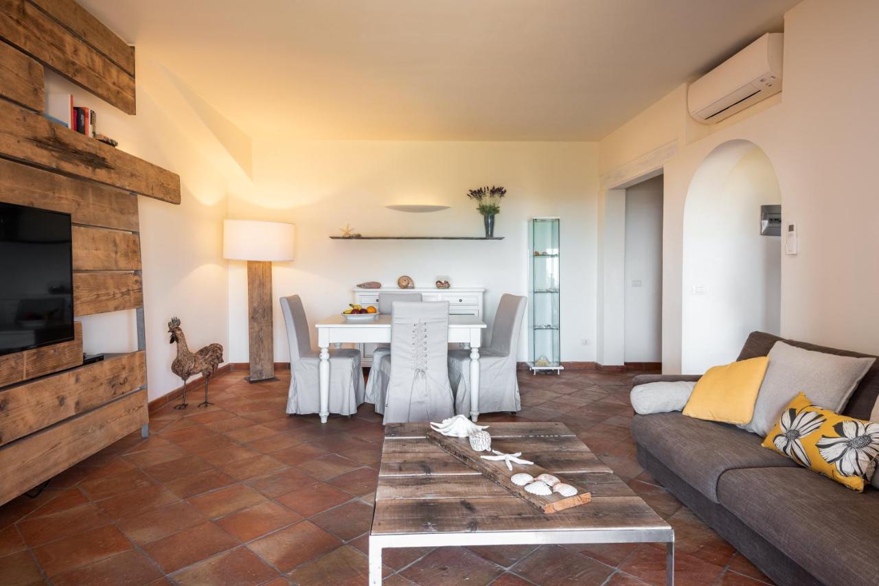 Le Case Del Golfo - Your House In Sardinia Golfo Aranci Extérieur photo