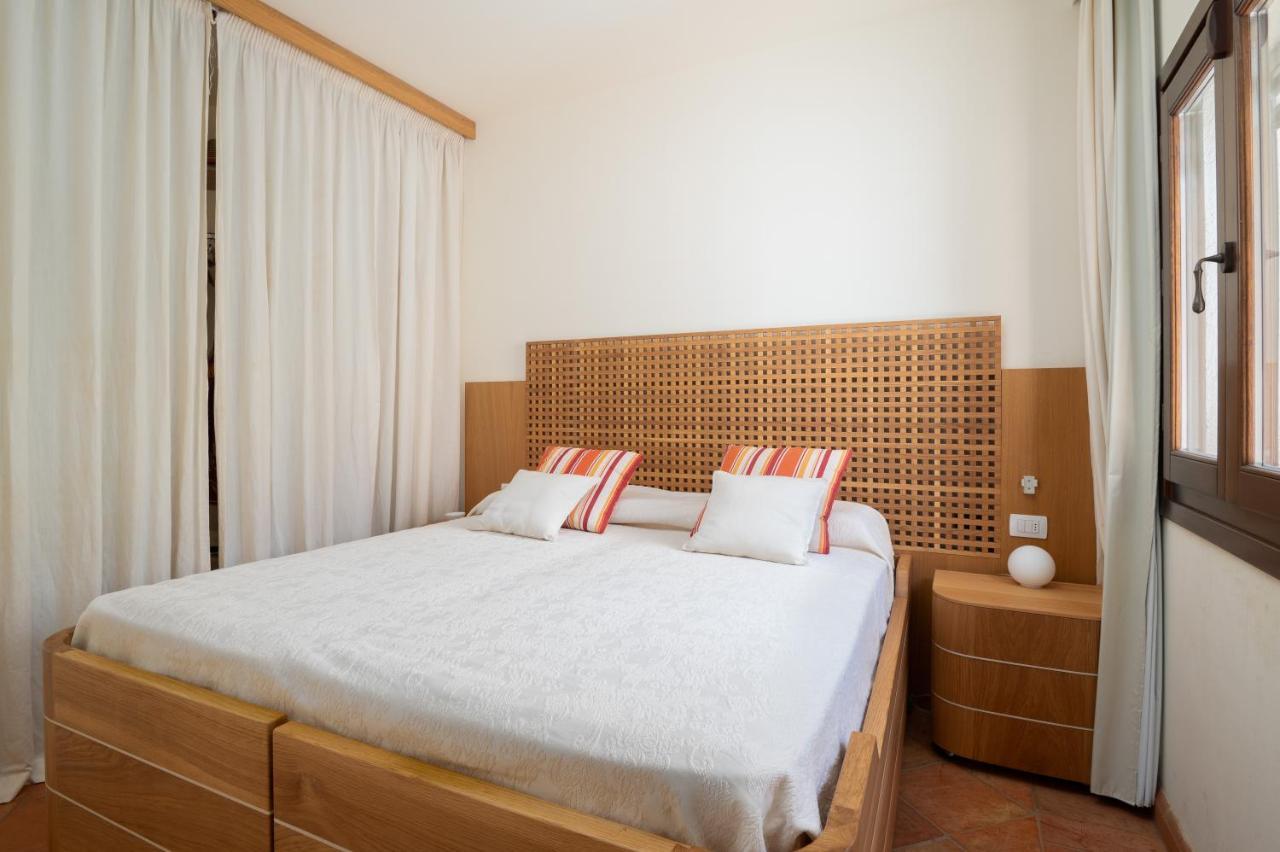 Le Case Del Golfo - Your House In Sardinia Golfo Aranci Extérieur photo